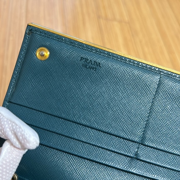 Prada Ottanio Saffiano Metal Wallet - Picture 8 of 9